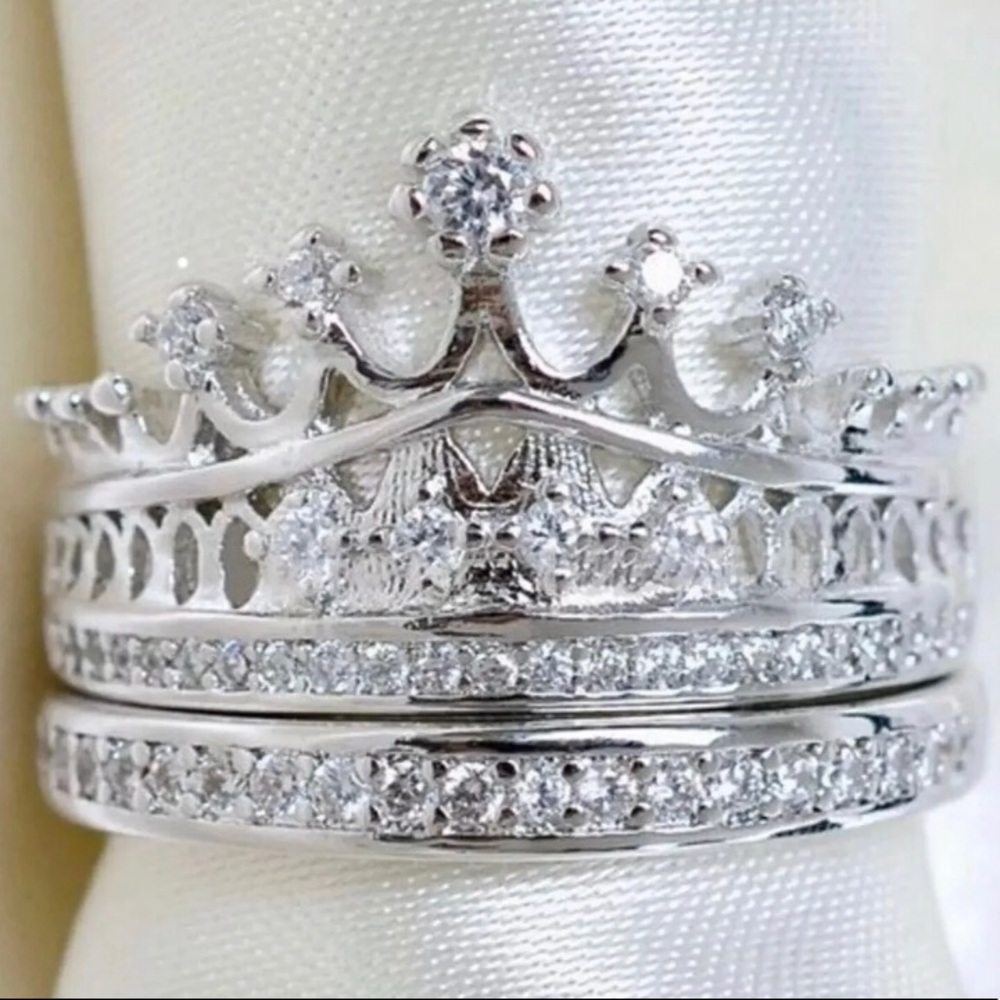 Ladies Princess/Queen Diamond Crown Ring